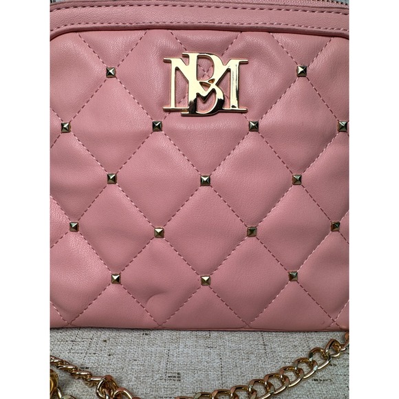 Badgley Mischka Pink Quilted Studded Crossbody Bag Vegan Leather Gold Chain NWOT - Picture 3 of 11
